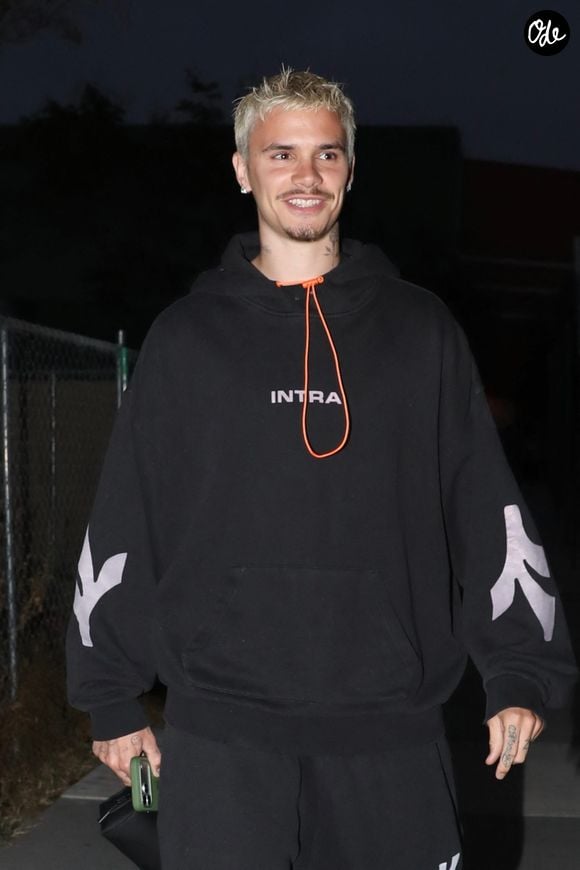 Romeo Beckham a été aperçu en train de démontrer ses talents de footballeur lors d’un match amical avec l’équipe Intra Community FC à Los Angeles. 
Backgrid USA / Bestimage