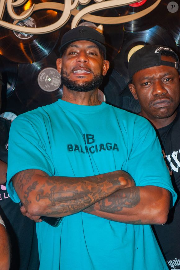 Booba lors de la soirée « Come Chill with Booba » au bar Le Tube à Dubaï le 21 octobre 2021.

© Nicolas Briquet / Bestimage