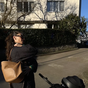 Tatiana Silva de sortie avec son bébé June. Instagram