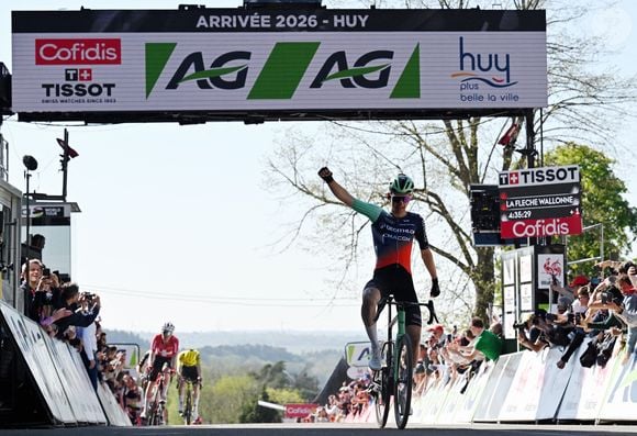 Le Français Paul Seixas du Decathlon CMA CGM Team célèbre sa victoire dans la course masculine de la 90ème édition de La Flèche Wallonne, course cycliste d'un jour (Waalse Pijl - flèche wallonne), 200 km de Herstal à Huy, mercredi 22 avril 2026. Photo by ABACAPRESS.COM