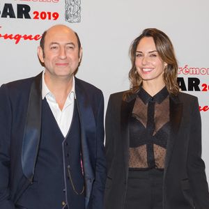 Kad Merad et Julia Vignali assistant au dîner de gala suivant la 44e cérémonie des César (récompenses du cinéma français), qui s'est tenue au restaurant Fouquet's à Paris, France, le 22 février 2019 à Paris, France. Photo par Nicolas Genin/ABACAPRESS.COM