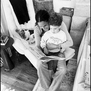 Le prince Harry, duc de Sussex et Meghan Markle, duchesse de Sussex, avec leurs enfants Archie et Lilibet. © Backgrid UK/ Bestimage