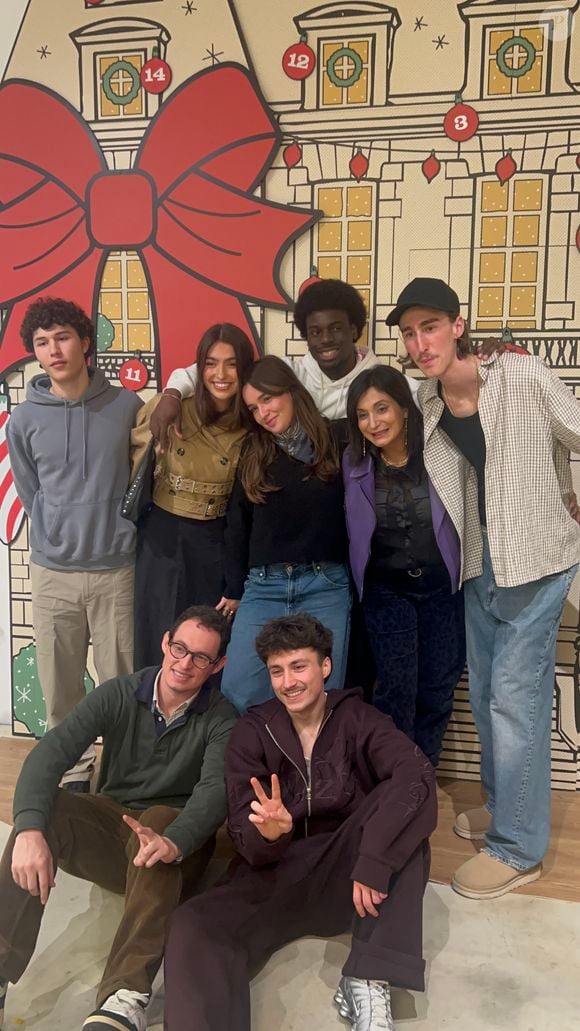 Inauguration de l'appartement de Noël réalisé à partir du décor du château de la Star Academy.