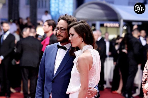 La maman de trois enfants est déjà regrettée par certains

Thomas Hollande et son épouse Émilie Broussouloux - Montée des marches du film « R.M.N. » lors du 75e Festival international du film de Cannes, le 21 mai 2022.
© Dominique Jacovides / Bestimage