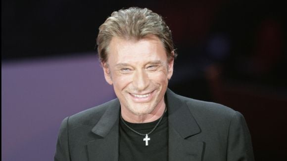 Avant d'être Johnny Hallyday, Jean-Philippe Smet a habité dans un appartement du 9e arrondissement de Paris : visite du bien aux couloirs très étroits