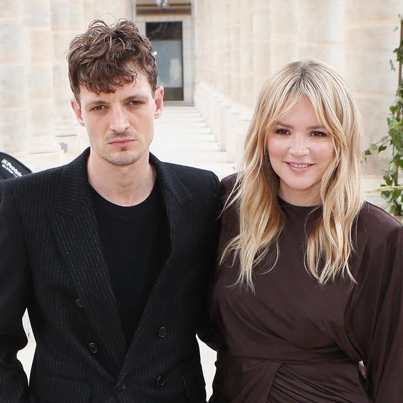 Niels Schneider et sa compagne Virginie Efira sont parents d'un garçon, Hiro, 2 ans

Niels Schneider et sa compagne Virginie Efira - 35ème édition des "Trophées ANDAM" dans les jardins du Palais Royal à Paris, France. © Christophe Clovis / Bestimage