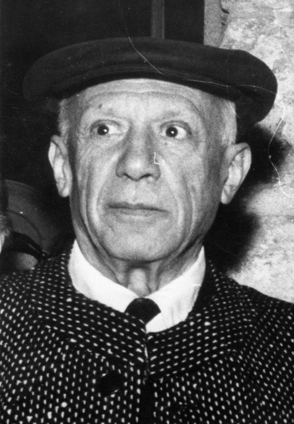 Le 25 octobre 1970 - Vallauris, France - Le célèbre peintre PABLO PICASSO (1881-1973) se promène à l'occasion de son 89e anniversaire (Image : © Keystone Press Agency/ZUMA Press Wire)