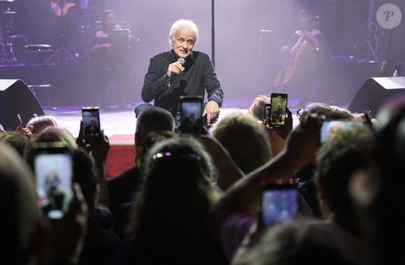 Dave célèbre son 80ème anniversaire sur la scène de Grand Rex à Paris le 21 mai 2024. Dave a enthousiasmé le public durant plus de deux heures, pour son concert anniversaire. © Coadic Guirec/Bestimage