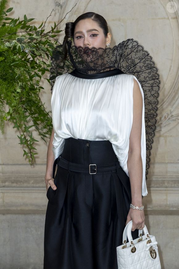 Araya Alberta Hargate - Photocall du défilé Dior "Collection Haute Couture Printemps/Eté 2026" lors de la Fashion Week de Paris (PFW), au musée Rodin, à Paris, France, le 26 janvier 2026. © Olivier Borde/Bestimage