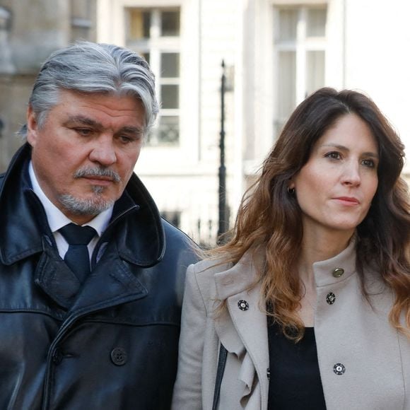 Vanessa Douillet victime de messages haineux, elle répond

David Douillet et sa femme Vanessa - Sorties des obsèques de Jean-Pierre Pernaut en la Basilique Sainte-Clotilde à Paris. 

© Christophe Clovis / Bestimage