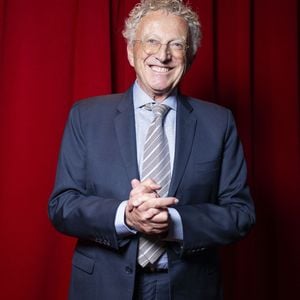 Depuis quelques mois, Nelson Monfort intervient également sur le plateau de CNews. Une collaboration qui a fait couler un peu d'encre, notamment concernant une prétendue "période d'essai".

Nelson Monfort - Cérémonie TikTok Awards France au Lido à Paris le 8 décembre 2025. © Pierre Perusseau/Bestimage