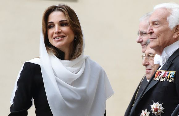 Le roi Abdallah II et la reine Rania de Jordanie reçus par le pape François au Vatican, le 10 novembre 2022. © Zuma Press/Bestimage