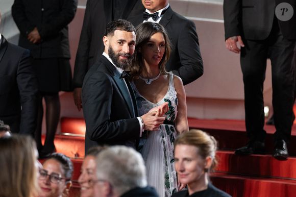 Karim Benzema et sa compagne Lyna Khoudri à la descente des marches du film « 13 jours 13 nuits » lors du 78ème Festival International du Film de Cannes. Le 23 mai 2025
© Olivier Borde/ Bestimage