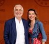 C'est à Roland-Garros, le 31 mai dernier, que leur histoire a éclaté au grand jour. Guy Savoy posait, souriant, aux côtés de Laetitia Barlerin

Guy Savoy et sa compagne Laetitia Barlerin  au photocall du village lors des Internationaux de France de Tennis de Roland Garros. Paris © Jacovides / Bestimage