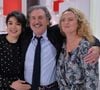 Daniel Auteuil soutient sa fille Aurore

Victoire Belezy, Daniel Auteuil et Aurore Auteuil lors de l'enregistrement de l'émission « Vivement Dimanche », à Paris, en France. Photo de Max Colin/ABACAPRESS.COM