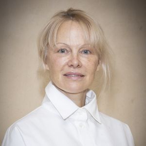 Pamela Anderson - Photocall du défilé Jacquemus au 51 rue Raynouard lors de la Fashion Week Masculine prêt-à-porter Automne/Hiver 2025-2026 à Paris, le 26 janvier 2025. 
© Olivier Borde / Bestimage