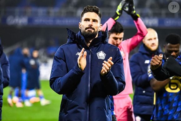 La direction de Lidl a choisi le footballeur pour sa proximité avec les Français et son image populaire.

Olivier Giroud (Lille OSC) - Match de Ligue 1 McDonald's "Auxerre - Lille (3-4)" au stade Abbé Deschamps, le 14 décembre 2025.
Baptiste Autissier / PsnewZ / Bestimage