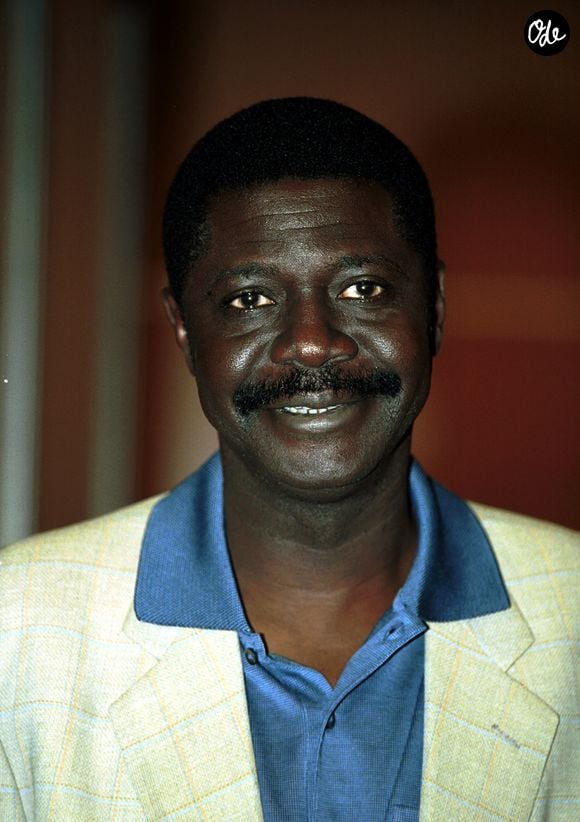 Archive Pape DIOUF - Portrait hauteur agent de joueurs costume civil - Année 2000 
© Fep / Panoramic / Bestimage
