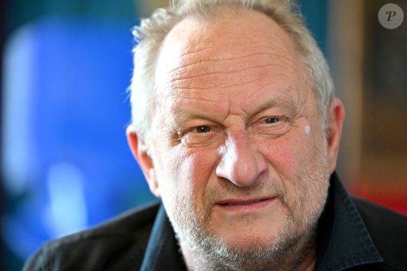 Benoît Poelvoorde prouve qu’il reste surtout… un grand timide

Benoît Poelvoorde - L'équipe du film "La Bonne Etoile" de P.Elbé répond aux questions des journalistes lors de la 7ème édition du festival Cinéroman à Nice, le 29 septembre 2025. 
© Bebert / Jacovides / Bestimage