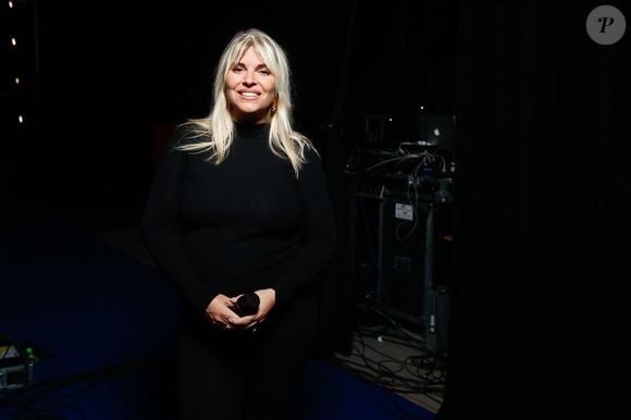 Exclusif - Sophie Tapie (enceinte) - Backstage - Enregistrement de l'émission "La Boîte à Secrets N°19" dans les studios de la Cité du Cinéma à Saint-Denis, présentée par F.Bollaert et diffusée le 3 janvier sur France 3 © Christophe Clovis / Bestimage