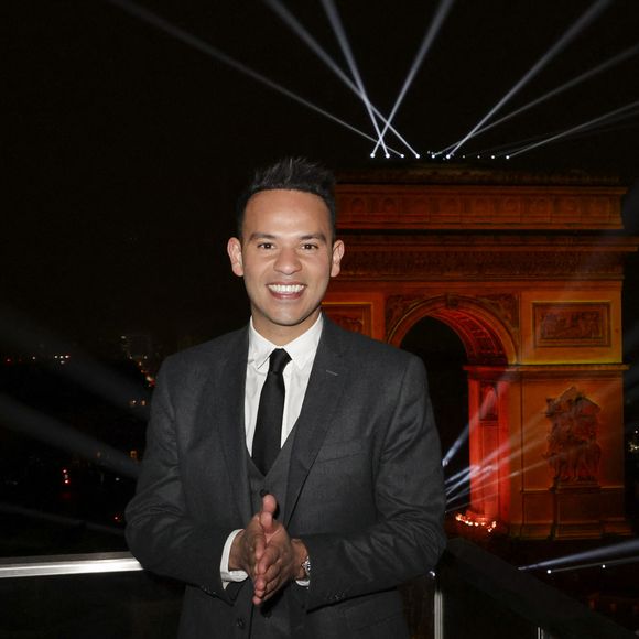 Il affirme n’avoir jamais été en position de conflit d’intérêts ni de confusion hiérarchique.


Mohamed Bouhafsi en backstage de l’émission "La grande soirée du 31 décembre de Paris" diffusée sur France 2 sur les Champs-Elysées à Paris, France, le 31 décembre 2024.  © Clovis-Tribeca/Bestimage