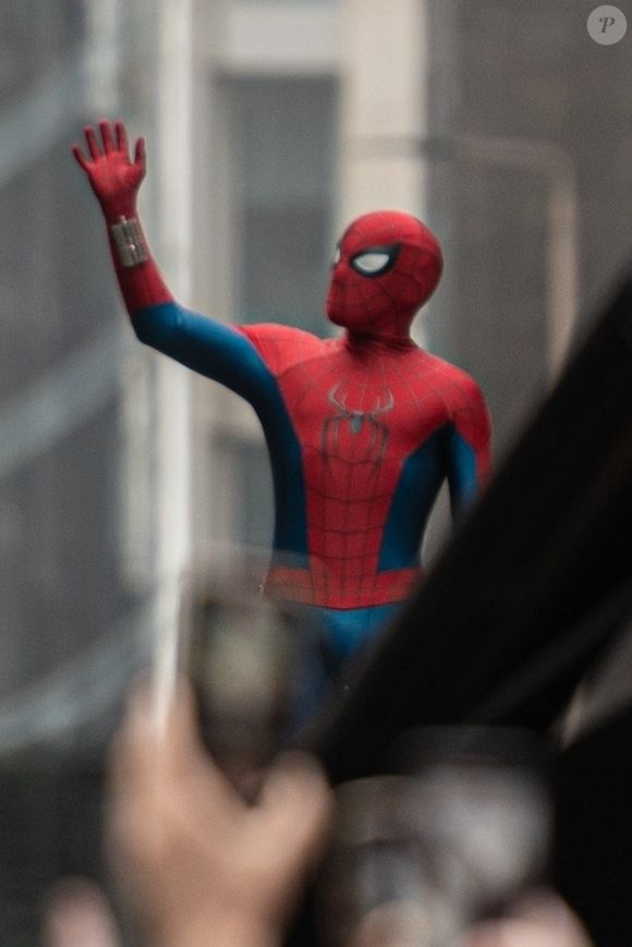 Il a été blessé à la tête, entraînant une commotion cérébrale.

Photo : Backgrid UK / Bestimage



Pictured: Tom Holland