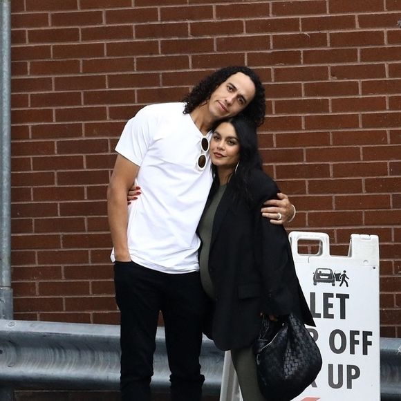 Ils ont été plus sobres cette fois-ci avec son mari Cole Tucker

Vanessa Hudgens est arrivée au Funke à Beverly Hills pour déjeuner avec son petit ami Cole Tucker. ©Backgrid USA / Bestimage