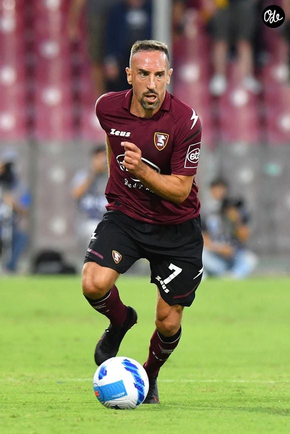 Franck Ribéry sous le maillot de la Salernitana lors du match de Serie A l'opposant au Hellas Verona FC à Salerne, Italie, le 22 septembre 2021. © Carmelo Imbesi/LPS/Zuma Press/Bestimage