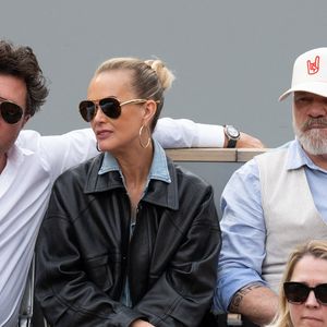 Frederic Suant, Laeticia Hallyday et Philippe Etchebest assistent au tournoi Roland Garros 2025 le 26 mai 2025 à Paris, France. Photo by Laurent Zabulon/ABACAPRESS.COM