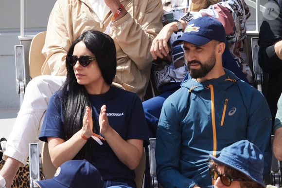 Hafsia Herzi et Nacer Bouhanni - Célébrités dans les tribunes des Internationaux de France de tennis de Roland Garros 2024 à Paris le 26 mai 2024. © Moreau-Jacovides/Bestimage