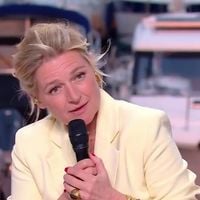 “J’ai eu l’air agressive” : Anne-Elisabeth Lemoine pose une question surprenante, Gilles Lellouche intervient