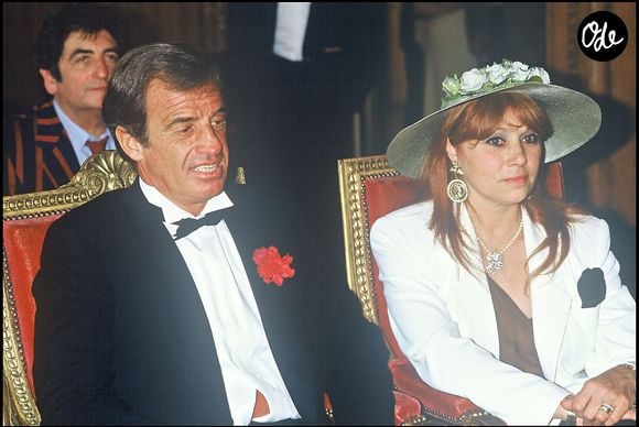 Élodie Constantin est décédée le 13 septembre 2024 des suites d’un AVC, après avoir passé les dernières années de sa vie à Aigues-Mortes, dans le Gard.

Jean-Paul Belmondo et Elodie Constant marient leur fille Patricia en 1986. 

BERTRAND RINDOFF PETROFF / BESTIMAGE