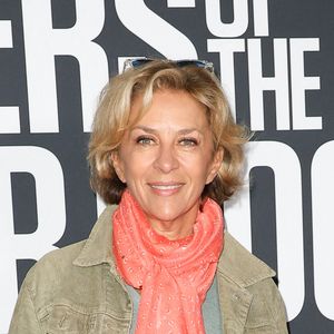 La maman de Jeanne poursuit : "Et le matin, ce jour-là je me suis dit 'il va partir aujourd'hui', mais c'est parce qu'on avait passé tant d'années ensemble, qu'on se parlait, on se comprenait sans avoir besoin de mettre des mots dessus."

Corinne Touzet - Avant-première du film "Killers of the Flower Moon" à l'Ugc Normandie à Paris le 17 octobre 2023. © Coadic Guirec / Bestimage