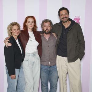 L'équipe de la série HPI : Marie Denarnaud, Audrey Fleurot, Bruno Sanches et Mehdi Nebbou - Soirée Télé 7 jours Chez Francette à Paris, jeudi 4 septembre 2025. - Soirée Télé 7 jours Chez Francette à Paris le 4 septembre 2025.
© Christophe Aubert via Bestimage