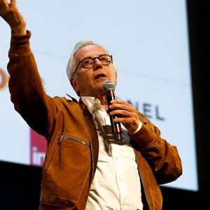 Fabrice Luchini lors de la cérémonie d’ouverture de la 15ème édition du Festival du film Lumière à Lyon, du 15 au 22 octobre 2023. © Sandrine Thesillat / Panoramic / Bestimage