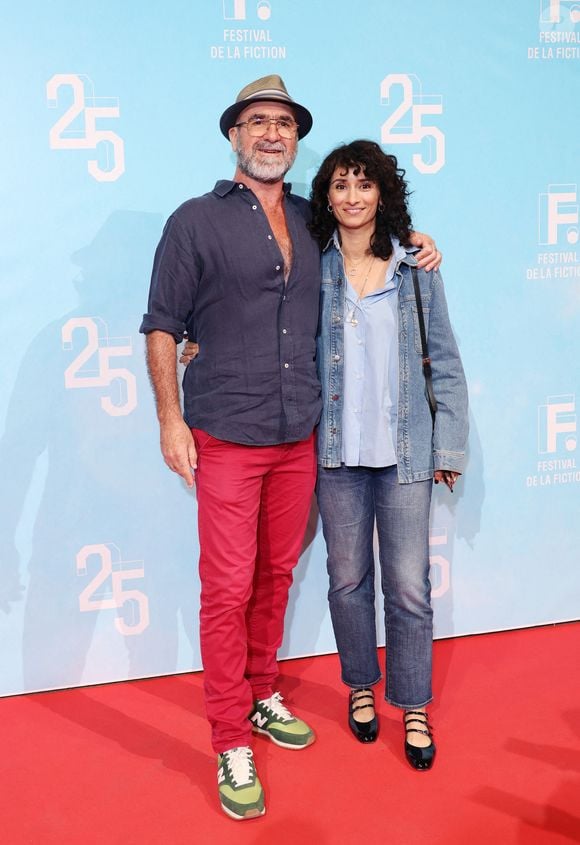 Eric Cantona et Rachida Brakni - Photocall de la série "Brigade anonyme" lors de la 25ème édition du Festival de la fiction de la Rochelle le 13 septembre 2023. © Denis Guignebourg / Bestimage