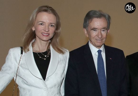 Delphine Arnault et son père Bernard Arnault - Vernissage de l’exposition « Alexander Calder. Rêver en équilibre » à la Fondation Louis Vuitton à Paris le 14 avril 2026. © Bertrand Rindoff / Bestimage