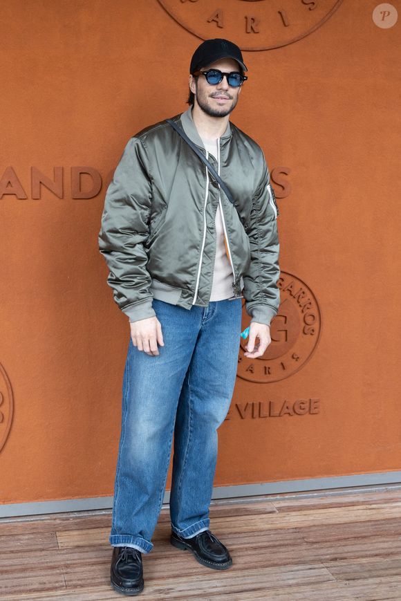 François Civil au Village pour la finale masculine lors des Internationaux de France 2025 à Roland Garros le 08 juin 2025 à Paris, France. ©Nasser Berzane/ABACAPRESS.COM