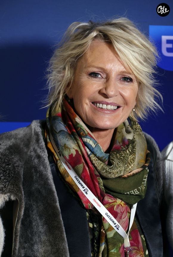 Sophie Davant anime son émission d'Europe 1 "Sophie & Les Copains" au salon Made in France à Paris le 9 novembre 2023.

© Agence / Bestimage