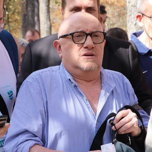 Michel Blanc - Sortie des people de l'enregistrement de l'émission "Vivement Dimanche" à Paris. AGENCE / BESTIMAGE