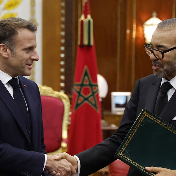 Le président de la République française Emmanuel Macron et le roi Mohammed VI lors de leur entretien au palais royal à Rabat, le 28 octobre 2024.

© Ludovic Marin / Pool / Bestimage