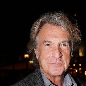 Exclusif - François Cluzet arrive à la première du film "L'homme de la cave" à l'UGC Ciné Cité Les Halles à Paris le 12 octobre 2021. © Panoramic/Bestimage