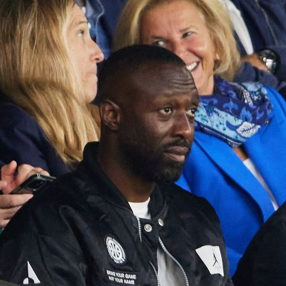 Thomas Ngijol - People dans les tribunes du match de Ligue des champions entre le PSG et le Borussia Dortmund (2-0) au Parc des Princes à Paris le 19 septembre 2023. © Cyril Moreau/Bestimage