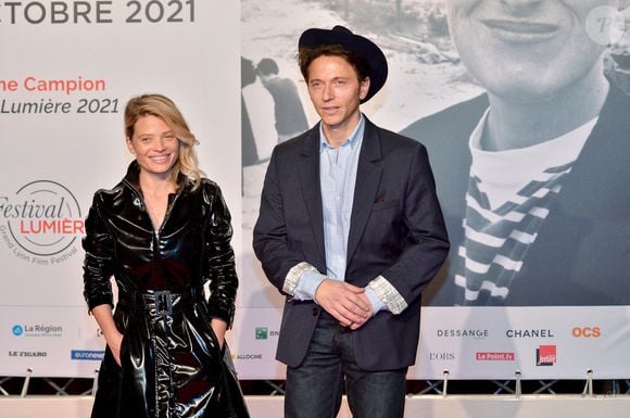 Mélanie Thierry et Raphaël lors de la cérémonie d'ouverture du 13ème Festival Lumière à Lyon, le 9 octobre 2021. 

Photo : Julien Reynaud / APS-Medias / ABACAPRESS.COM