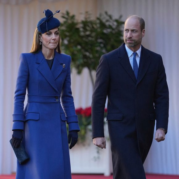 Camilla Parker Bowles, reine consort d'Angleterre - Le Prince et la Princesse de Galles quittent les lieux après avoir assisté à la cérémonie d'accueil du Président allemand Frank-Walter Steinmeier et de son épouse Elke Budenbender au château de Windsor, Berkshire, au premier jour de la visite d'État au Royaume-Uni du Président de la République fédérale d'Allemagne. Date de la photo : mercredi 3 décembre 2025.