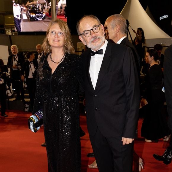 Anna Novion et son mari Jean-Pierre Darroussin - Montée des marches du film " Rapito (L'enlèvement) " lors du 76ème Festival International du Film de Cannes, au Palais des Festivals à Cannes. Le 23 mai 2023
© Jacovides-Moreau / Bestimage