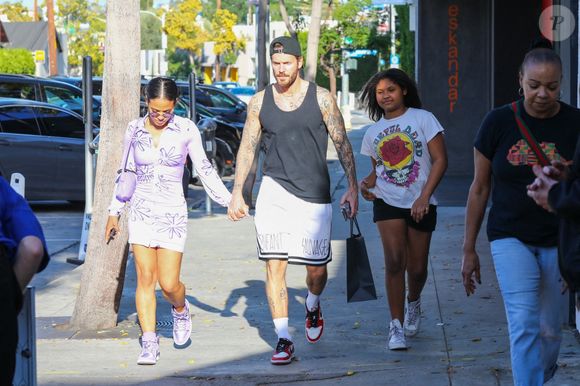 Christina Milian fait du shopping avec sa fille Violet et son mari Matt Pokora (M. Pokora) à Los Angeles le 6 avril 2022. Photo par Bestimage