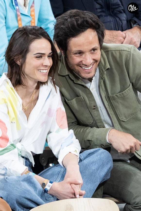Vianney et Catherine Robert ont aujourd'hui deux enfants ensemble.

Le chanteur Vianney et sa femme Catherine Robert en tribunes lors des Internationaux de France de Tennis de Roland Garros 2025, à Paris, France, le 6 juin 2025. © Jacovides-Moreau/Bestimage
