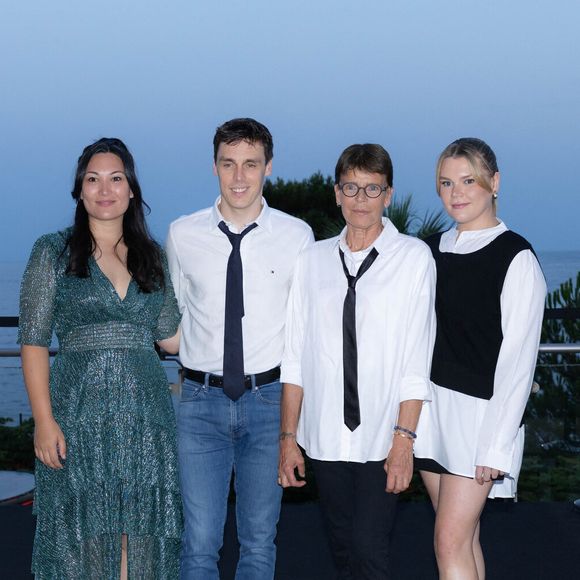 La princesse Stéphanie de Monaco, Camille Gottlieb, Louis et Marie Ducruet posent avant le Fight AIDS Monaco Gala à la Salle des Etoiles du Sporting Monte-Carlo à Monaco le 5 juillet 2025. © Olivier Huitel/Pool Monaco/Bestimage