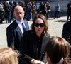 De nombreuses personnalités du cinéma et de la télévision française ont assisté à la cérémonie pour lui rendre un dernier hommage. 

Laura Smet - Sorties des obsèques de Nathalie Baye en l'église Saint-Sulpice à Paris le 24 avril 2026. © Lionel Urman / Bestimage